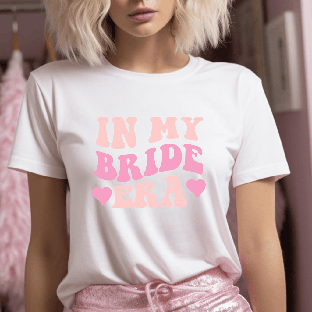 IT'S ME, HI. I'M THE BRIDE IT'S ME T-SHIRT NEW Lively & Co IN MY BRIDE ERA 8 